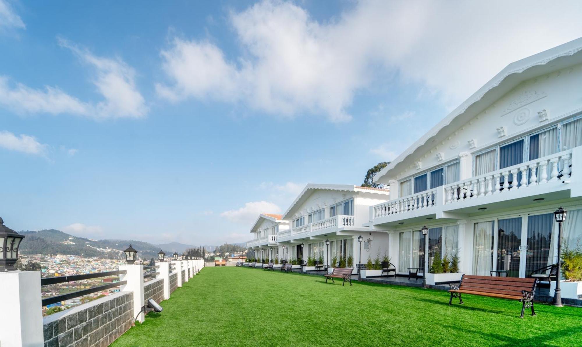 Treebo Skydale Premium Suites, 1500 Mtrs From Ooty Lake Exteriör bild