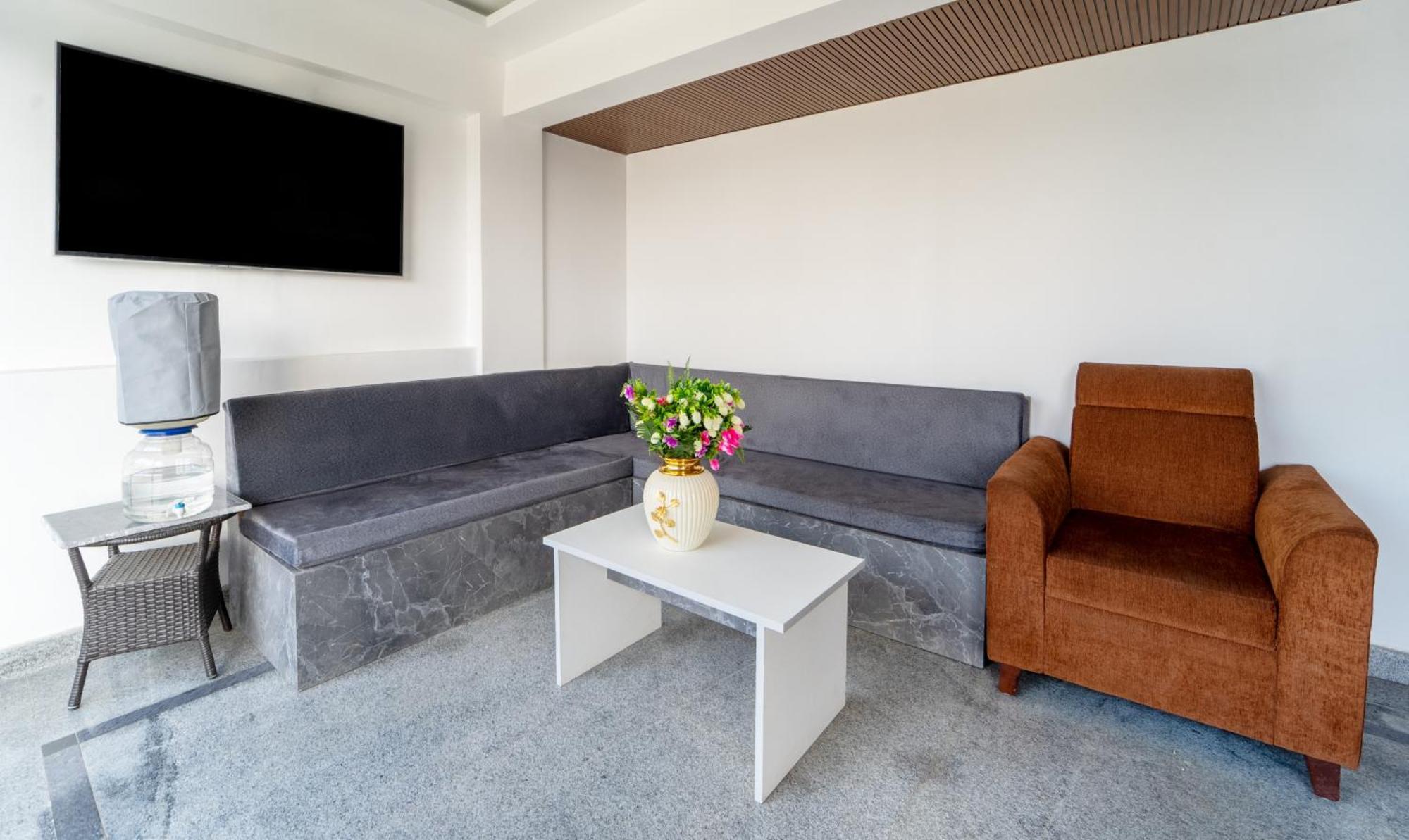 Treebo Skydale Premium Suites, 1500 Mtrs From Ooty Lake Exteriör bild
